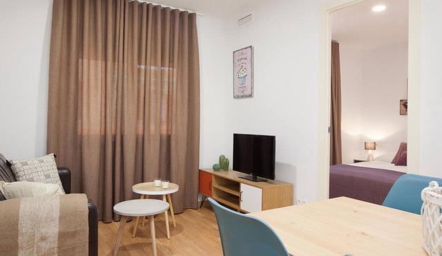 Europa Fira Apartment 33