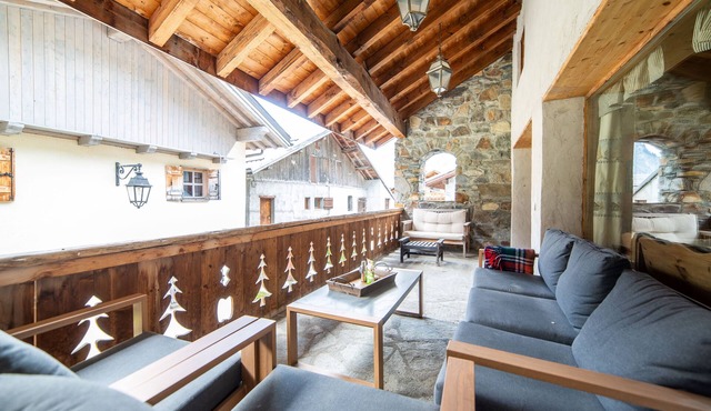 🏔️ Exceptional chalet, 350 m² – sleeps 18 – Jacuzzi, sauna & panoramic view