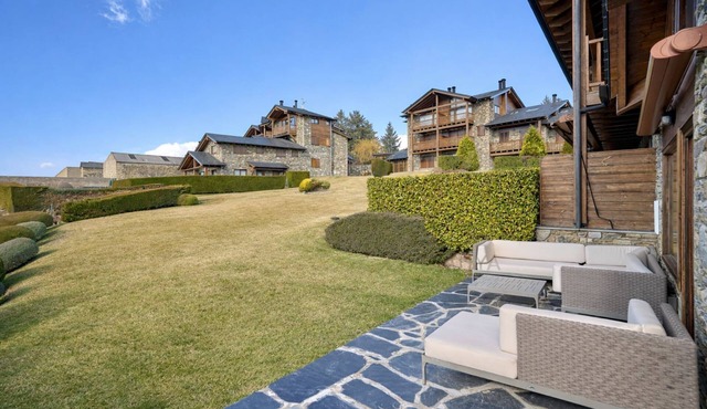 Exclusive villa in AGE