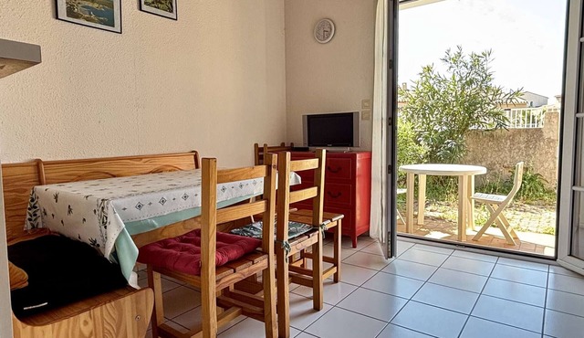 Family house for 5 in Argelès, terrace, pets allowed
