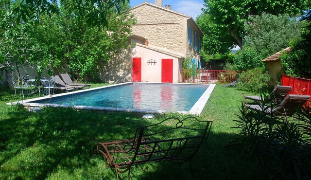 Farmhouse, swimming pool, billiards, trampoline, table soccer, bowling green