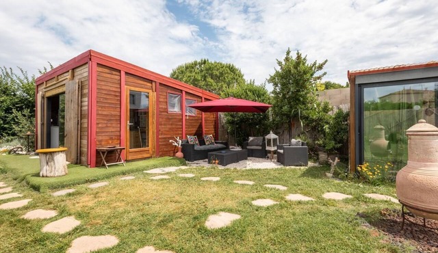 For a gentler, more natural, simpler vacation, 600 m from the beach