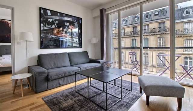 Francois Terrace | Chic 3 Bed Apt near Champs Elysees