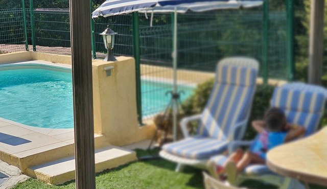 Ground floor of a villa for rent for a dream vacation in a peaceful setting, surrounded by nature