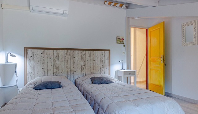 Guest Room “Chambre Mansardée” with Shared Pool, Wi-Fi & Air Conditioning