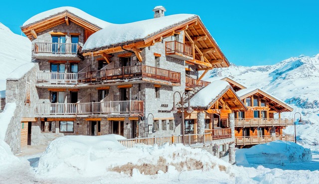Hôtel L’Aigle du Montana by Les Etincelles
