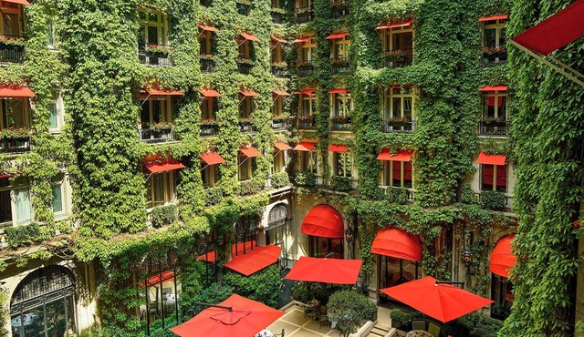 Hôtel Plaza Athénée - Dorchester Collection