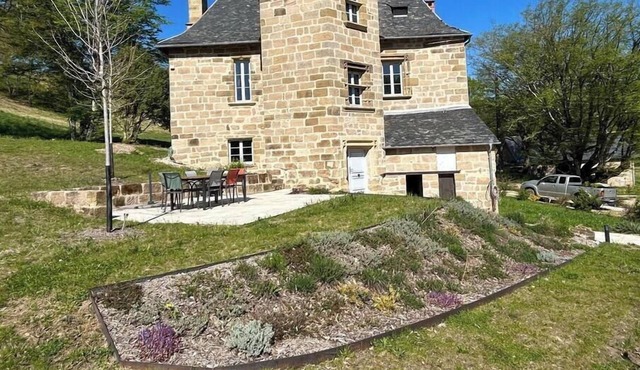 Haven of peace 7 km from Brive center and 4 km from Lac du Causse
