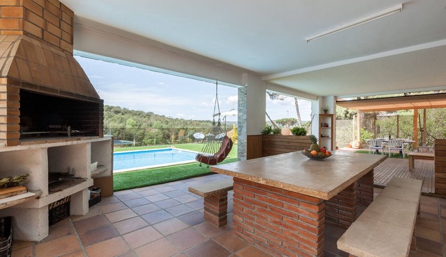 Holiday Apartment "Armonia Estudio, Comparte Exterior" with Mountain View, Shared Pool & Wi-Fi