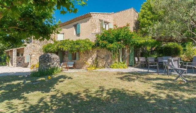Holiday Home “Mas Les Espinettes” with Mountain View, Private Pool & Wi-Fi
