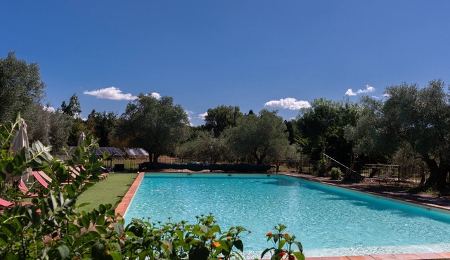 Holiday Home 'Gites Du Mas De L'horte' with Mountain View, Wi-Fi and Air Conditioning