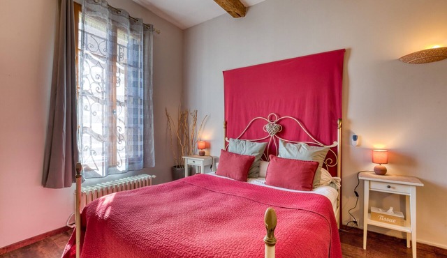 Holiday Home "La Maison de la Porte Saint Louis"