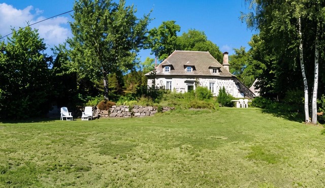 Homerez - House Le Fau