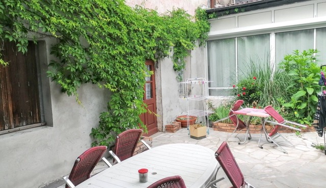 Homerez - Studio Néris-les-Bains