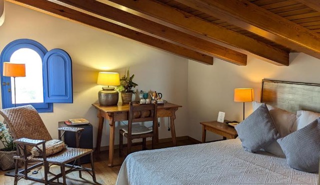 Hostal de la Plaça - Hotel Boutique