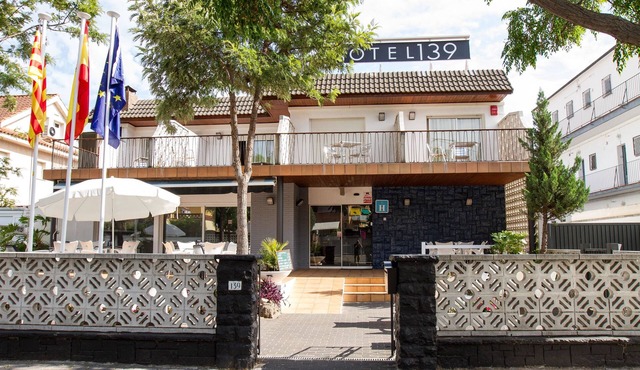 Hotel 139