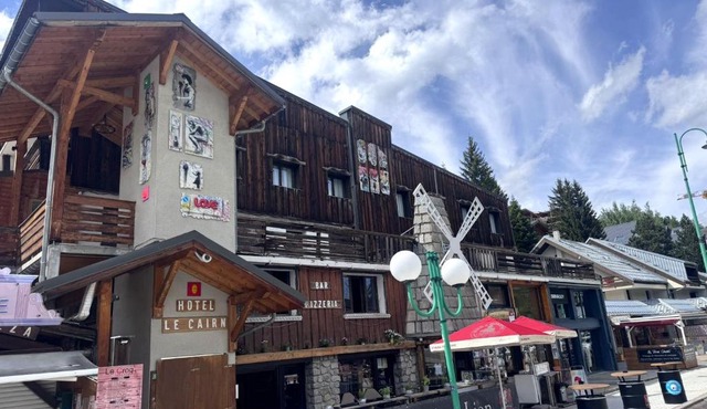 Hotel Le Cairn