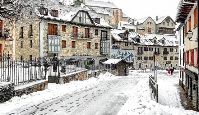 Hotel Valle De Izas