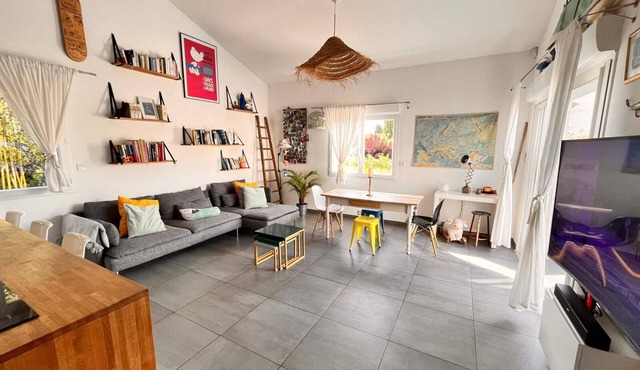 House 5 minutes from the beach