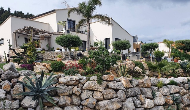 House Calvisson between Nîmes and Montpellier
