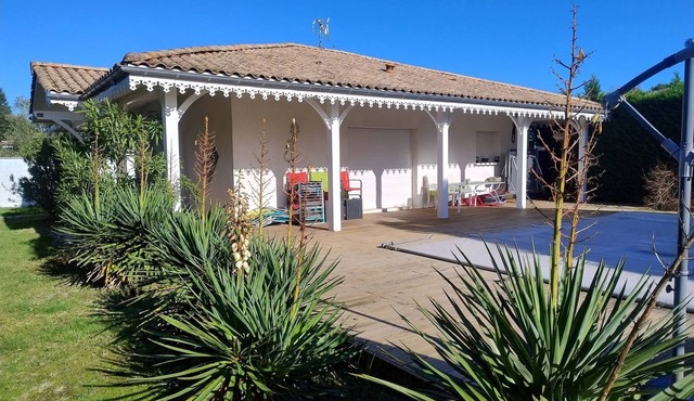 House for rent in Mios by the week or long weekend