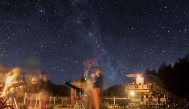 Igloo of the Orion stars, come as a family!