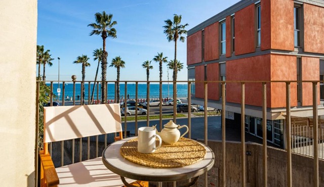 Kronos on the beach Suite 2