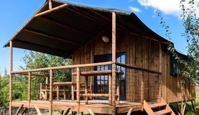 L'Encantada Cabin (sleeps 5)