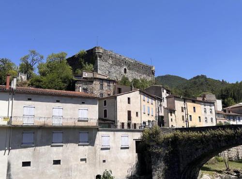 La Maison du Quai - Proche des Grottes du Planal