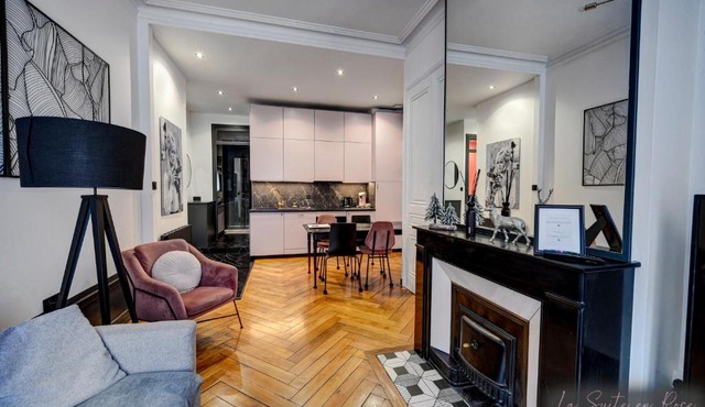 La Suite en Rose - Spa - Lyon Centre Brotteaux