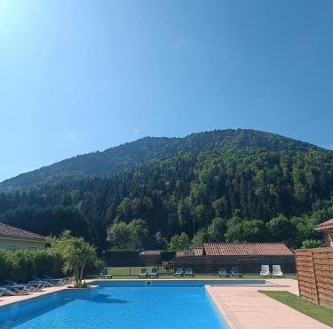 La Taillade de Montségur location de Chalets en bois