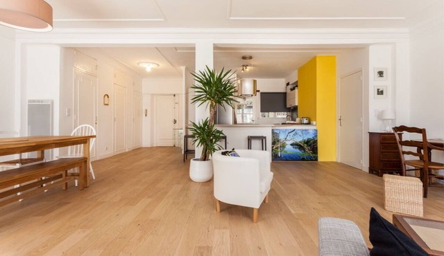 Large T3 with & balcony near train station ☀ ☀ ☀ ☀ ☀