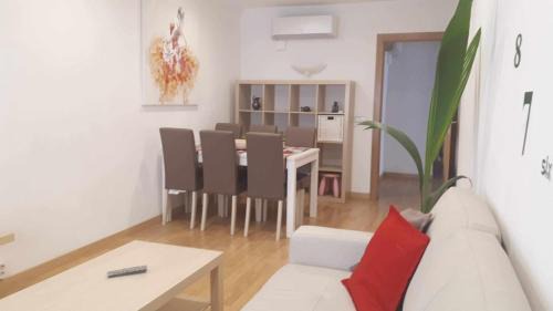 Laura House - The Style Airport BCN