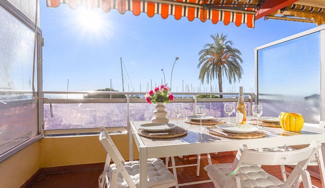 Le Diplomate by Interhome