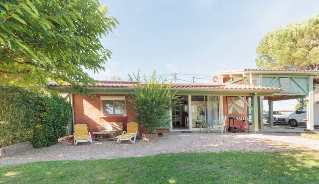 Le Pied à Terre (Cozy Retreat with Pyrenees View)