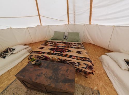 Les Cabânes-Tipi Jerolamo en pleine nature