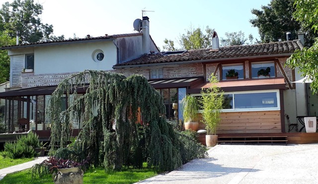 LOFT WITH A POOL IN AN AUTHENTIC BARN IN THE HEART OF NATURE