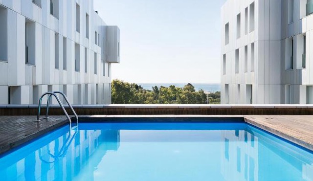 Lugaris Beach Apartments