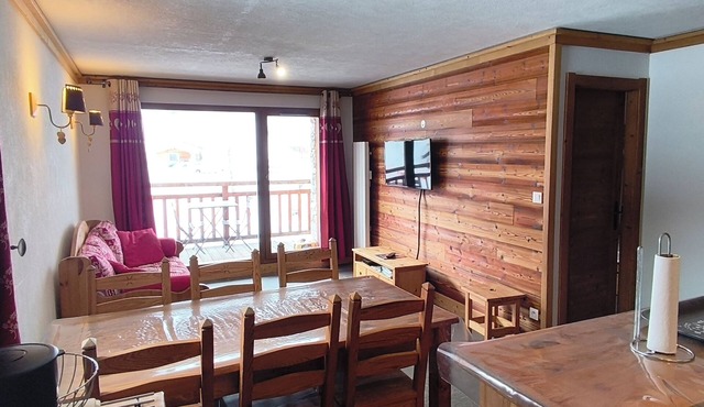 Luxury Apartment at the Foot of the Slopes for 6–8 People