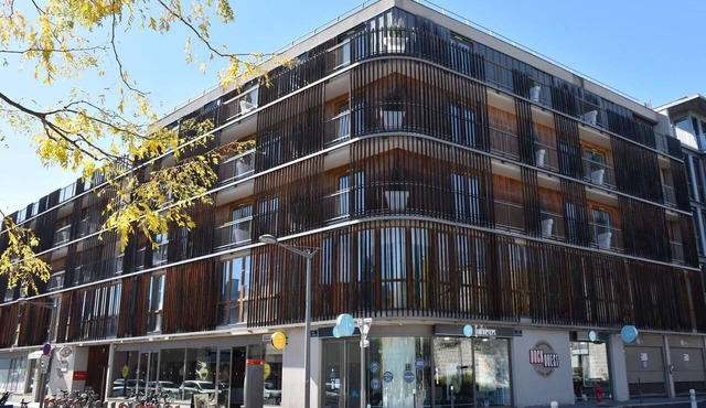 Lyon City Retreat near Sâone River