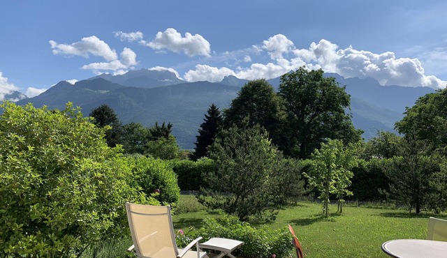 Maison 120 m2 Avec Terrasse et Jardin Arboré sur les Hauteurs du lac Dannecy