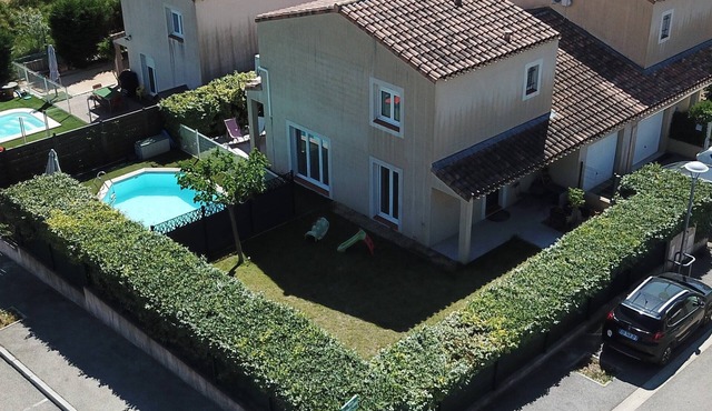 Maison Avec Piscine, Idéale Famille Avec Enfants