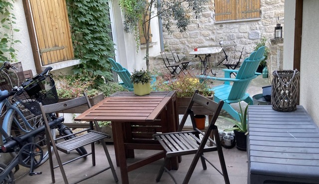 Maison Calme, Terrasse, Proche Montmartre/arena JO, Idéal Famille/groupe