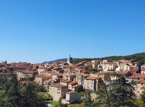 Maison Castely - Authentique demeure provençale avec superbe vue et jardin