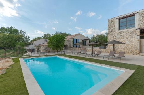 Maison Contemporaine avec piscine