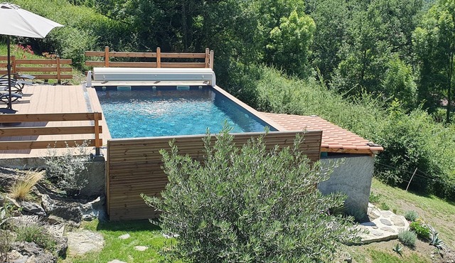 Maison de Campagne Avec Piscine à la Montagne