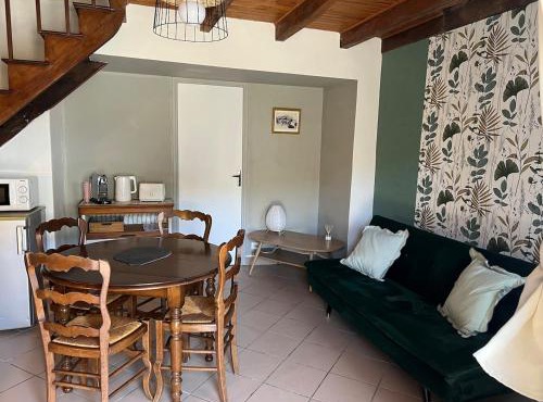 Maison de village en pierre