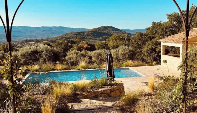 Mas de la Canopée, pool & air condition
