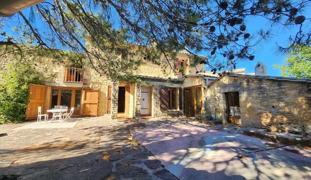 Mas Provencal