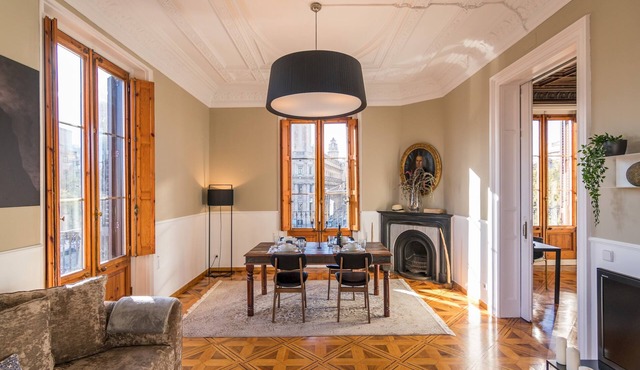 Miró - Two Bedroom Apartment, Sleeps 4
